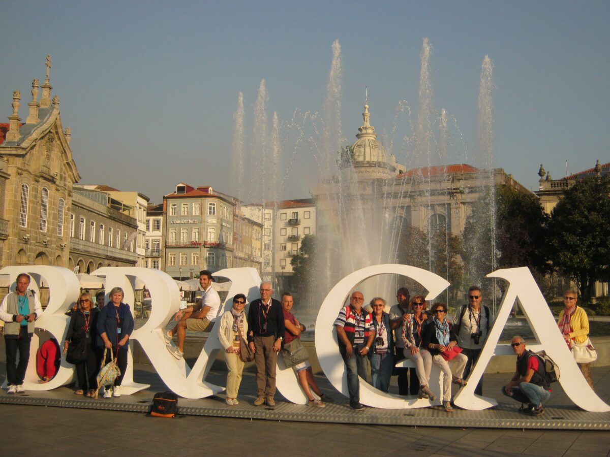 Foto di gruppo nella piazza principale di Braga