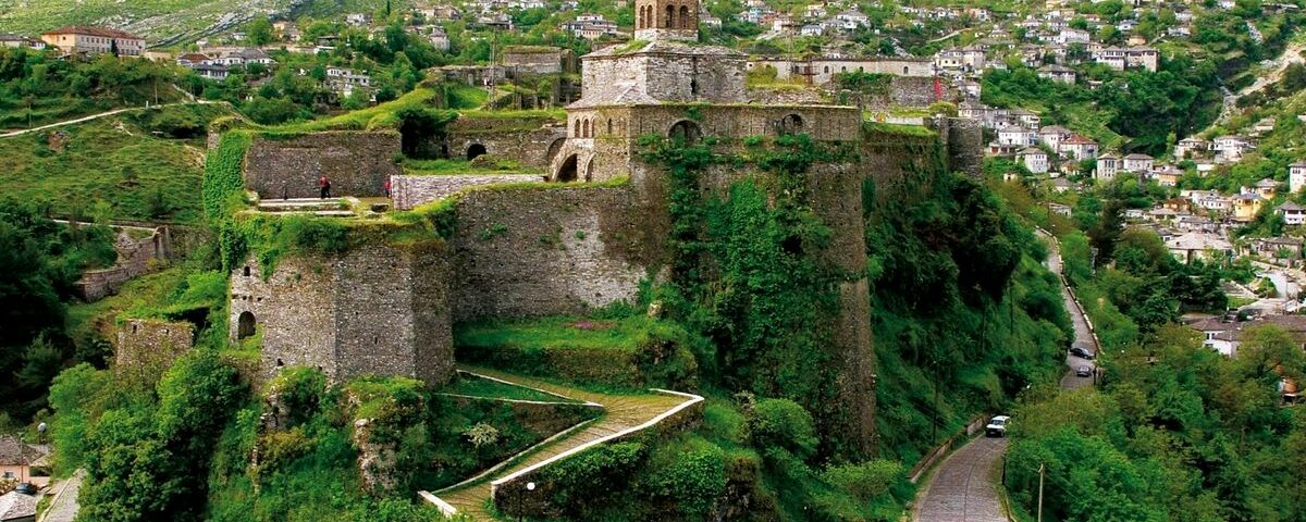 Guida italiana Argirocastro - Castello cittadino